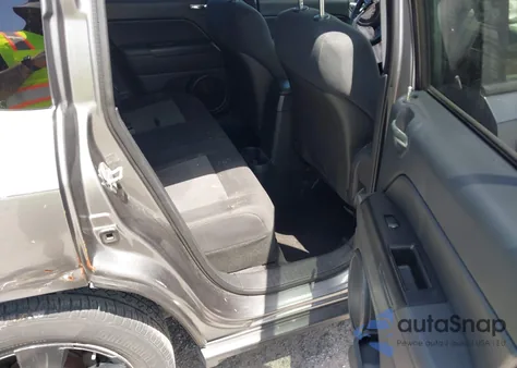 2011 Jeep Compass из США, поврежденный, VIN 1J4NF1FB5BD282970